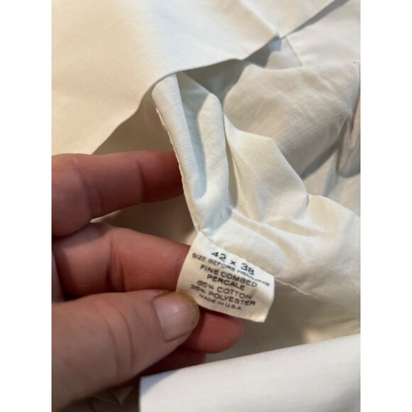 Fieldcrest vintage 42”x38” white pillowcase with pink blue flowers - Picture 3 of 3